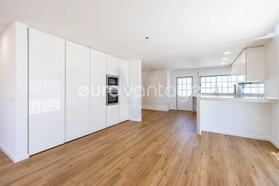 Moradia T4 para Venda em Marinha Grande