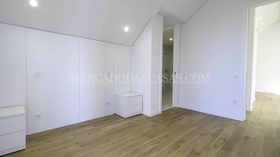 Apartamento T2 para Venda em Espinho Foto 17
