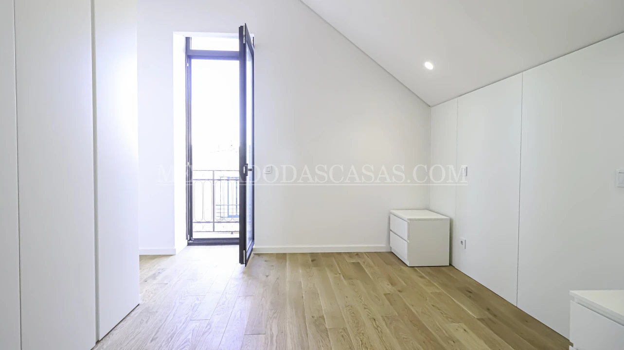 Apartamento T2 para Venda em Espinho Foto 15