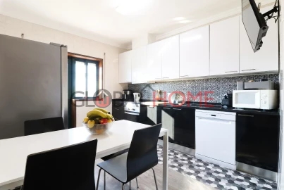 Apartamento T3 para Venda em Aguas Santas