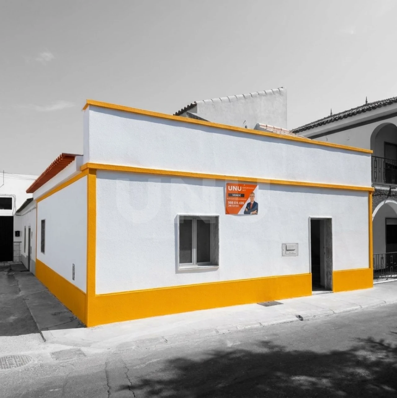 Moradia T2 para Venda em Mourão Foto 1