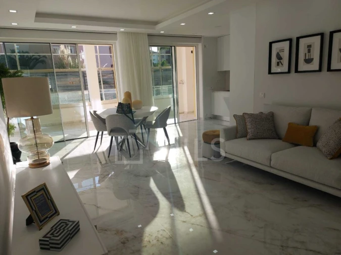 Apartamento T2 para Venda em Lagos (São Sebastião e Santa Maria) Foto 11