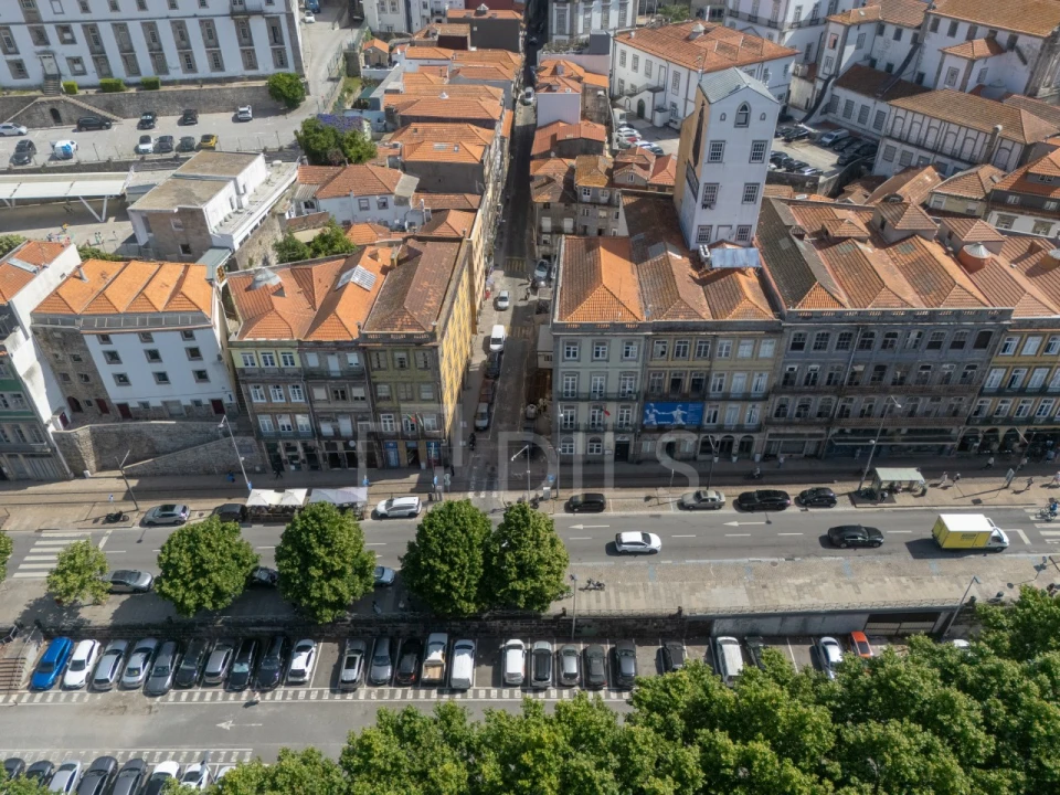 Prédio para Venda em Cedofeita, Santo Ildefonso, Sé, Miragaia, São Nicolau e Vitória Foto 13