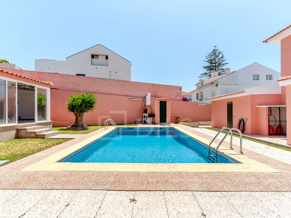 Moradia T8 para Venda em Carcavelos e Parede Foto 44
