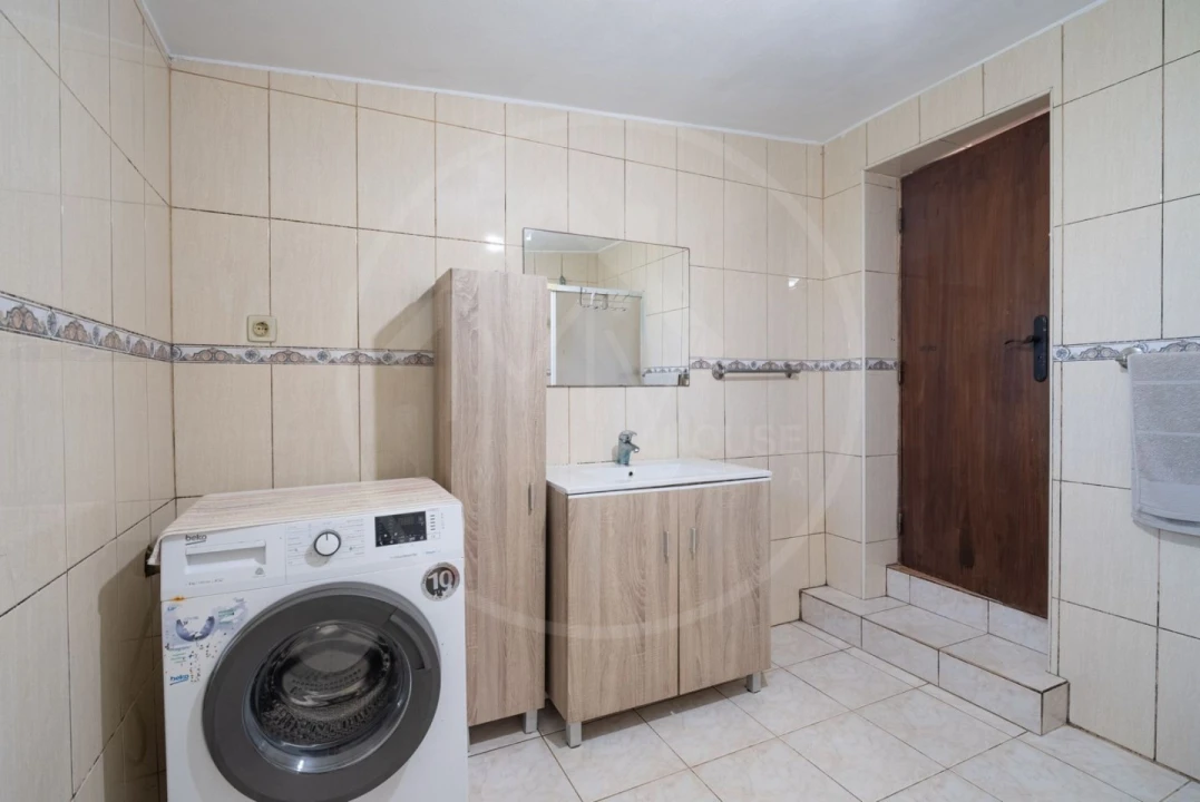 Moradia T3 para Venda em Santa Marinha Foto 10