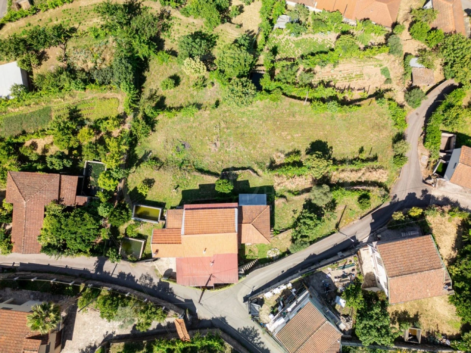 Moradia T3 para Venda em Santa Marinha Foto 13