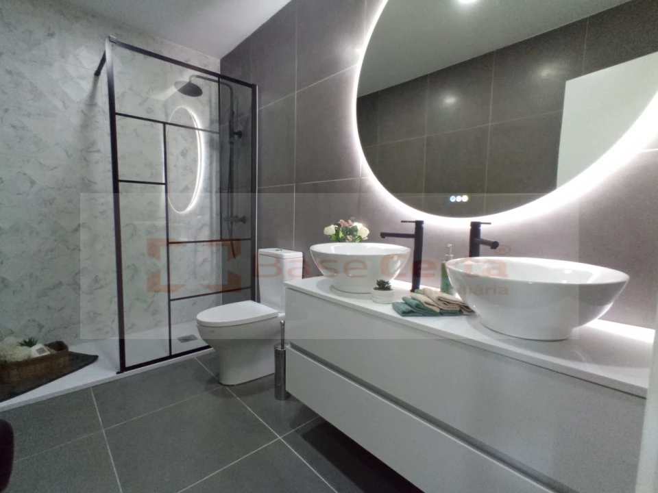 Apartamento T3 para Venda em Benfica Foto 7