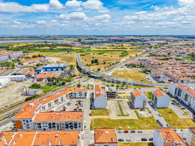 Apartamento T2 para Venda em Alhos Vedros Foto 36