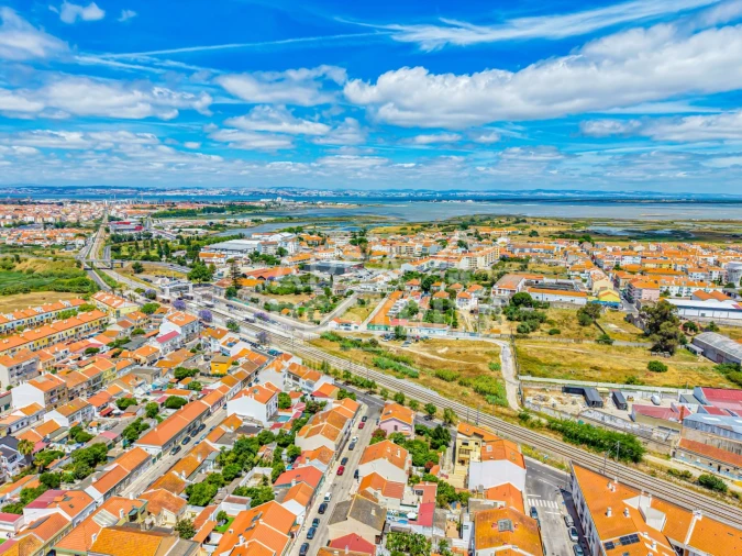 Apartamento T2 para Venda em Alhos Vedros Foto 38
