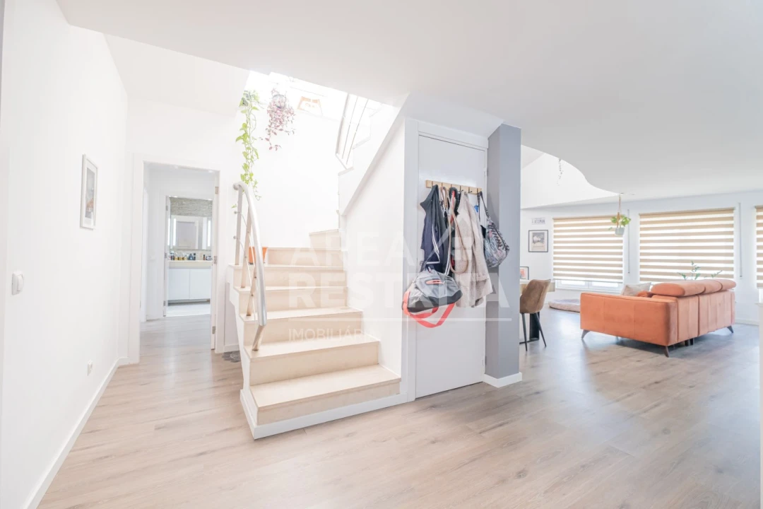 Apartamento T3 para Venda em Sesimbra (Castelo) Foto 9