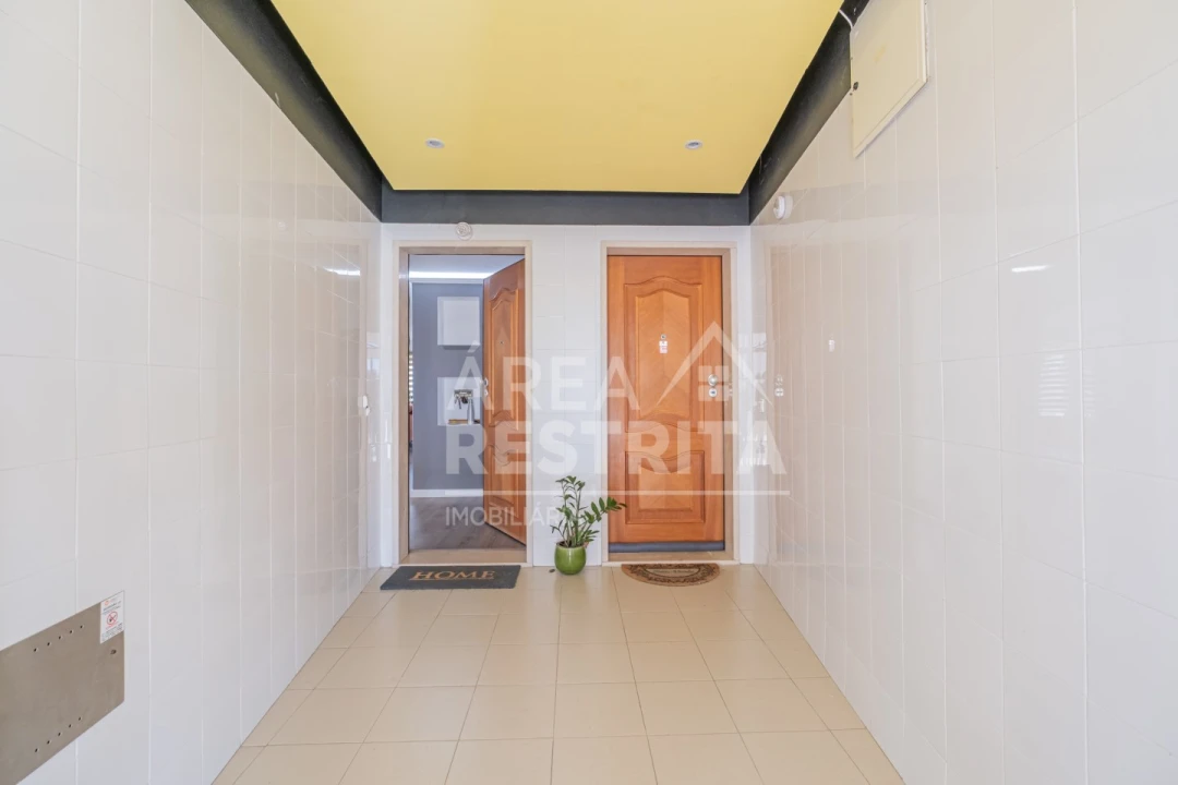Apartamento T3 para Venda em Sesimbra (Castelo) Foto 54