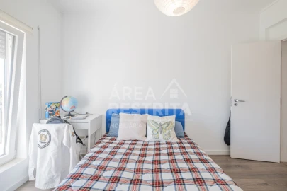 Apartamento T3 para Venda em Sesimbra (Castelo)