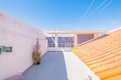 Apartamento T3 para Venda em Sesimbra (Castelo)