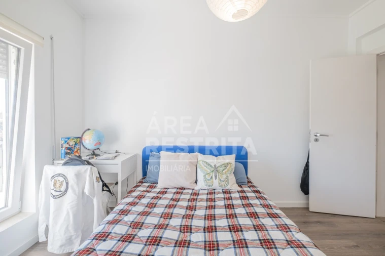 Apartamento T3 para Venda em Sesimbra (Castelo) Foto 17