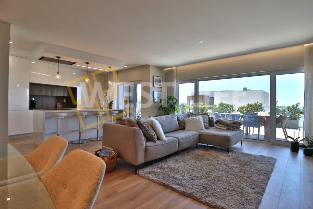 Apartamento T3 para Venda em Ericeira Foto 1