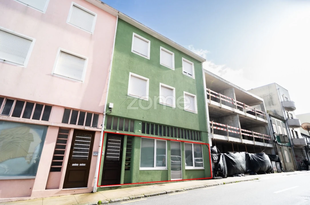 Apartamento T3 para Venda em São Mamede de Infesta e Senhora da Hora Foto 1