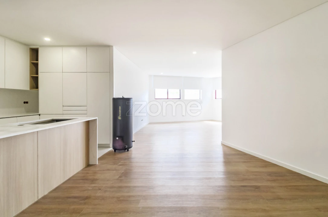 Apartamento T3 para Venda em Vila de Cucujães Foto 1