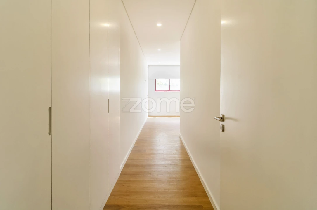 Apartamento T3 para Venda em Vila de Cucujães Foto 16