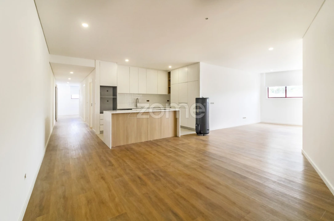 Apartamento T3 para Venda em Vila de Cucujães Foto 19