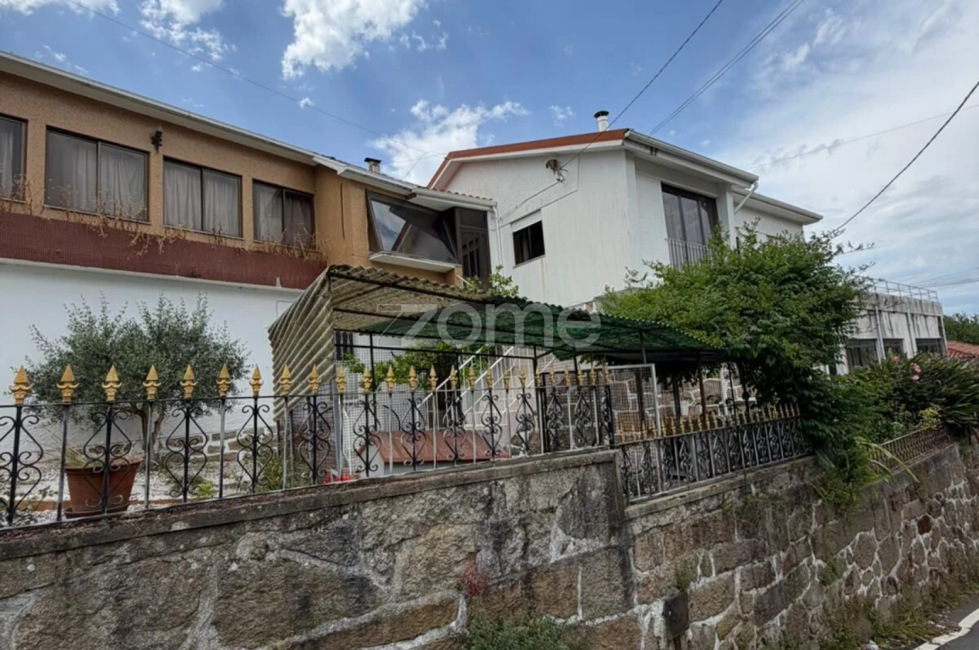 Moradia T3 para Venda em Penafiel Foto 17