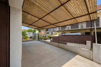 Moradia T13 para Venda em Penafiel