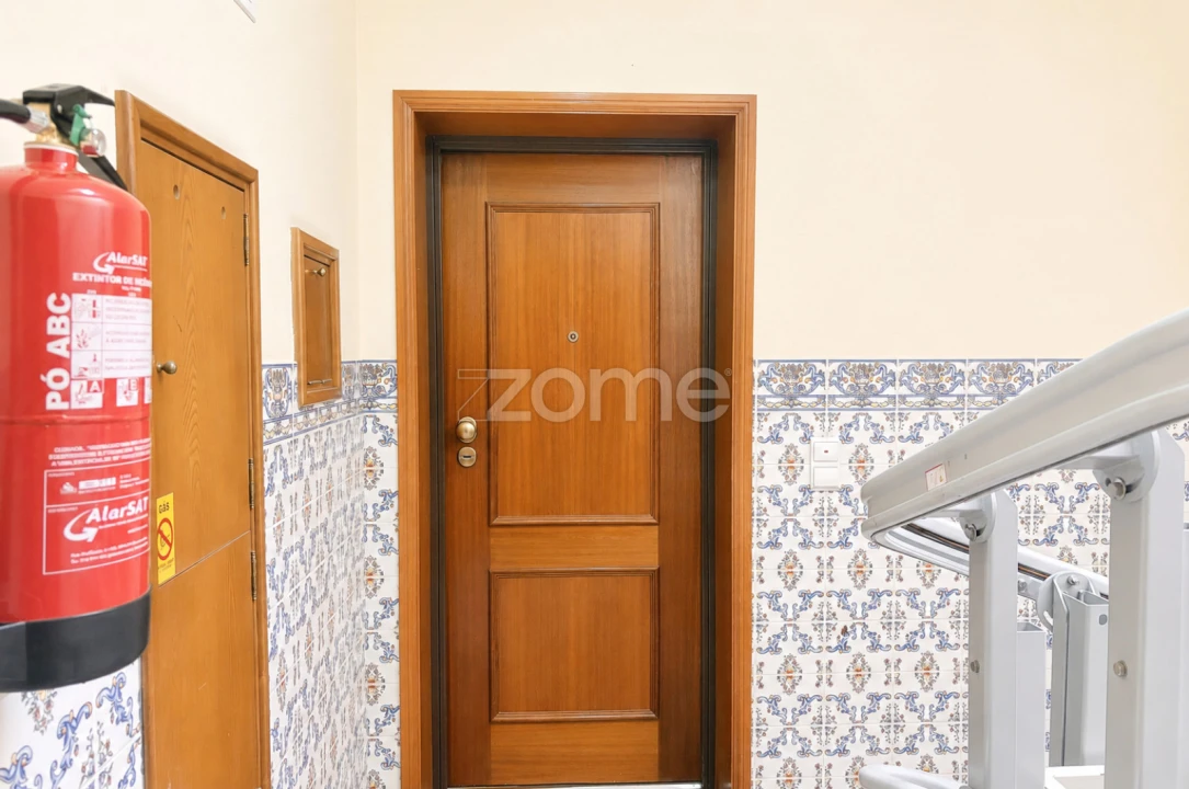 Apartamento T2 para Venda em Lodares Foto 6