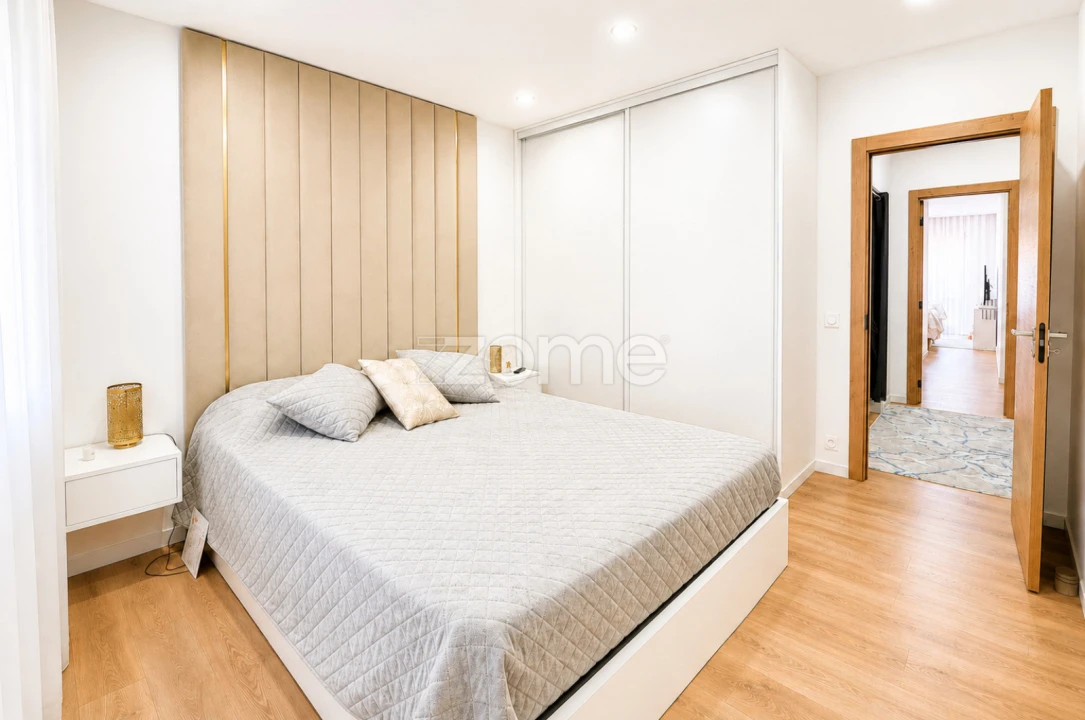Apartamento T2 para Venda em Lodares Foto 24