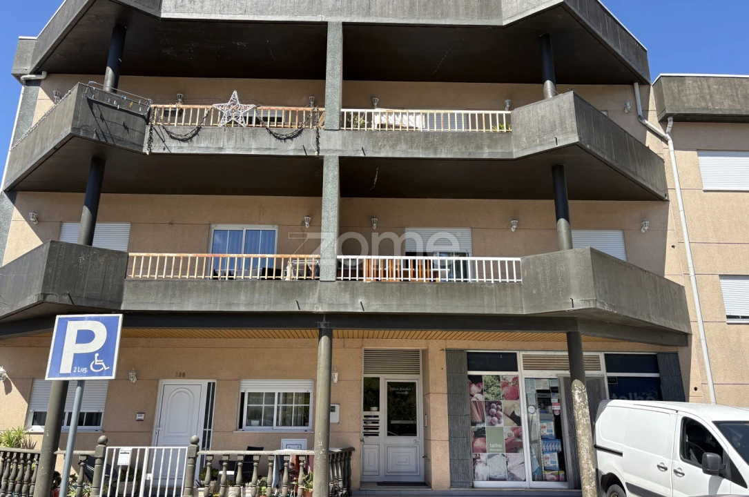 Apartamento T2 para Venda em Lodares Foto 2