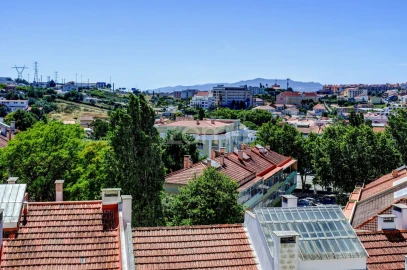 Apartamento T2 para Venda em Queluz e Belas