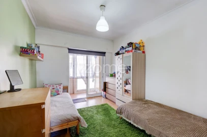 Apartamento T2 para Venda em Queluz e Belas