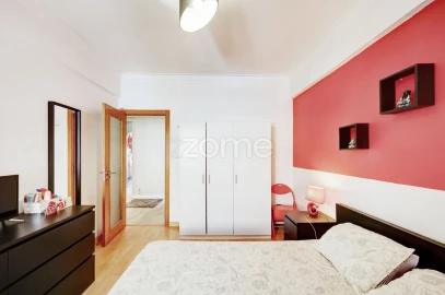 Apartamento T2 para Venda em Queluz e Belas