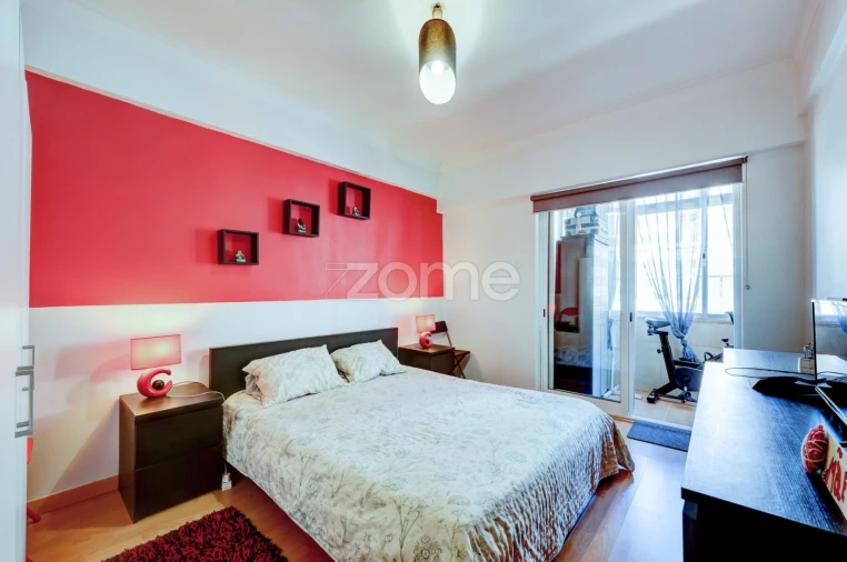 Apartamento T2 para Venda em Queluz e Belas Foto 14