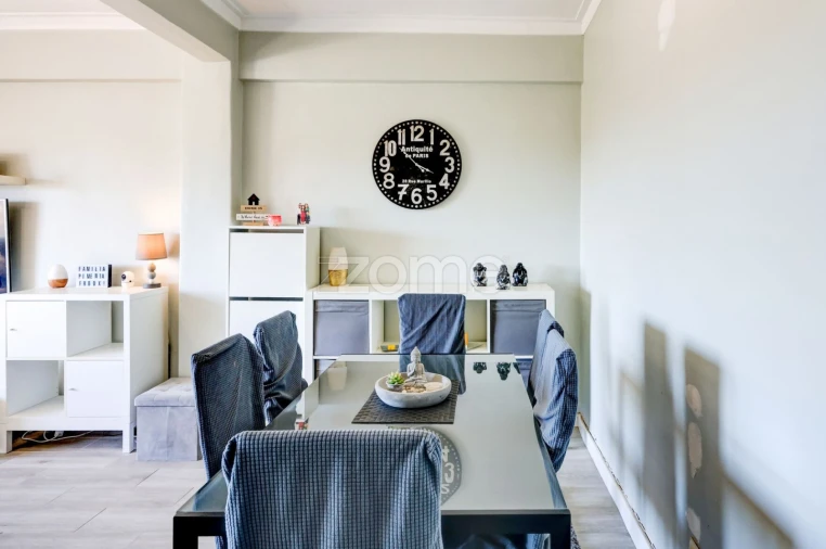 Apartamento T2 para Venda em Queluz e Belas Foto 9