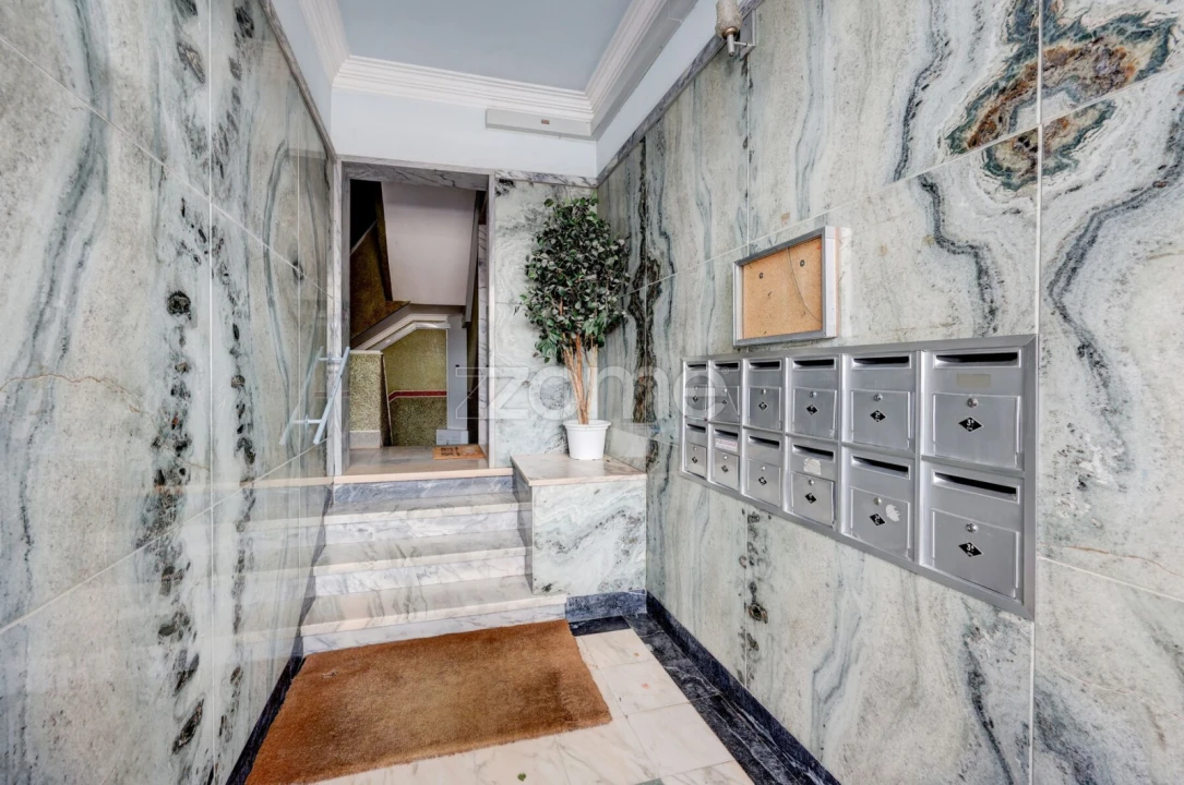 Apartamento T2 para Venda em Queluz e Belas Foto 30