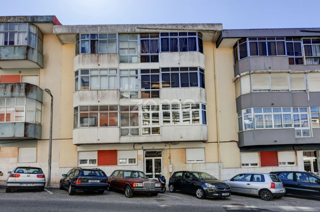 Apartamento T2 para Venda em Queluz e Belas Foto 31
