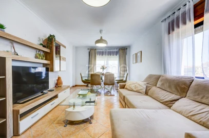 Apartamento T2 para Venda em Cacém e São Marcos