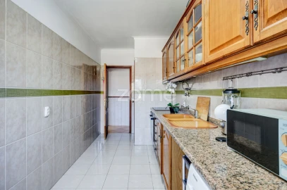 Apartamento T2 para Venda em Cacém e São Marcos