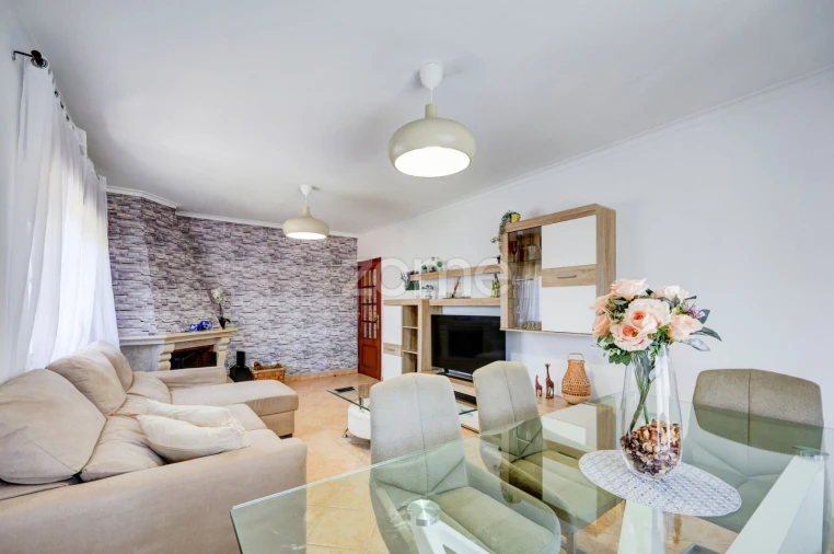 Apartamento T2 para Venda em Cacém e São Marcos Foto 11