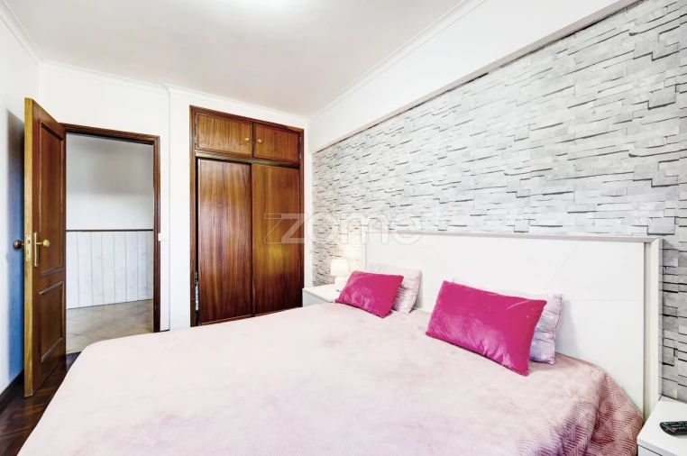 Apartamento T2 para Venda em Cacém e São Marcos Foto 20