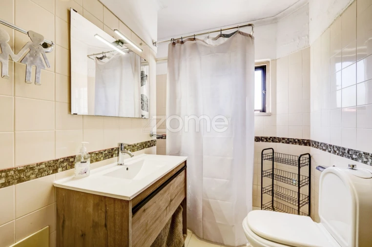 Apartamento T2 para Venda em Cacém e São Marcos Foto 26