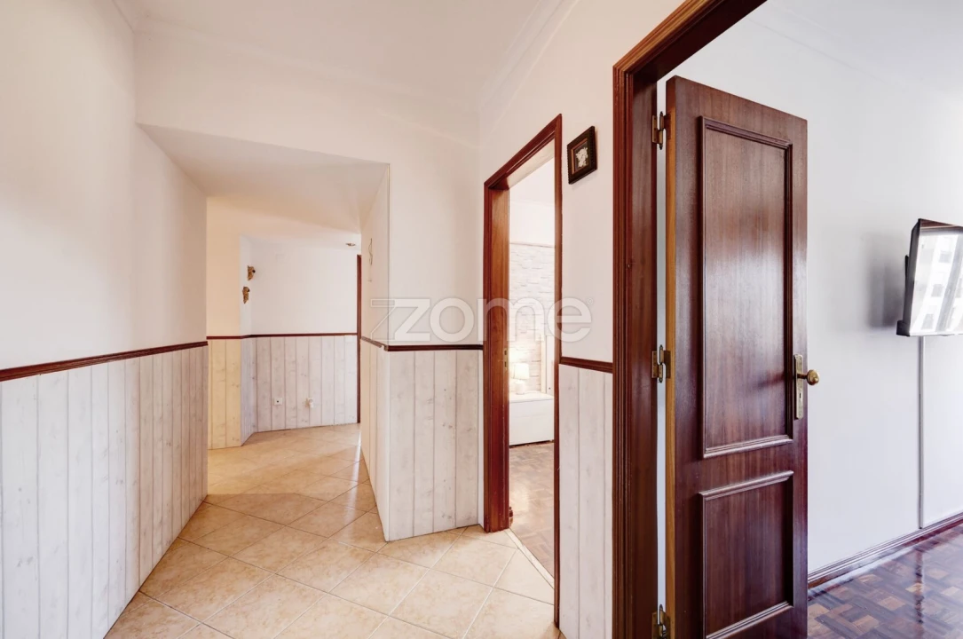 Apartamento T2 para Venda em Cacém e São Marcos Foto 28