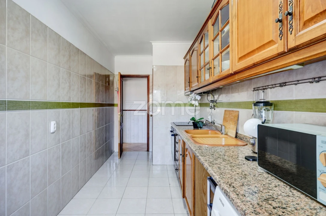 Apartamento T2 para Venda em Cacém e São Marcos Foto 18