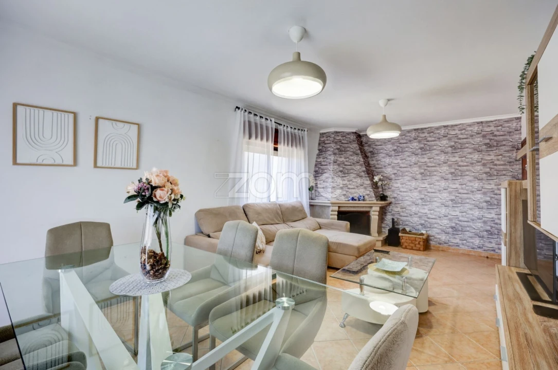 Apartamento T2 para Venda em Cacém e São Marcos Foto 9