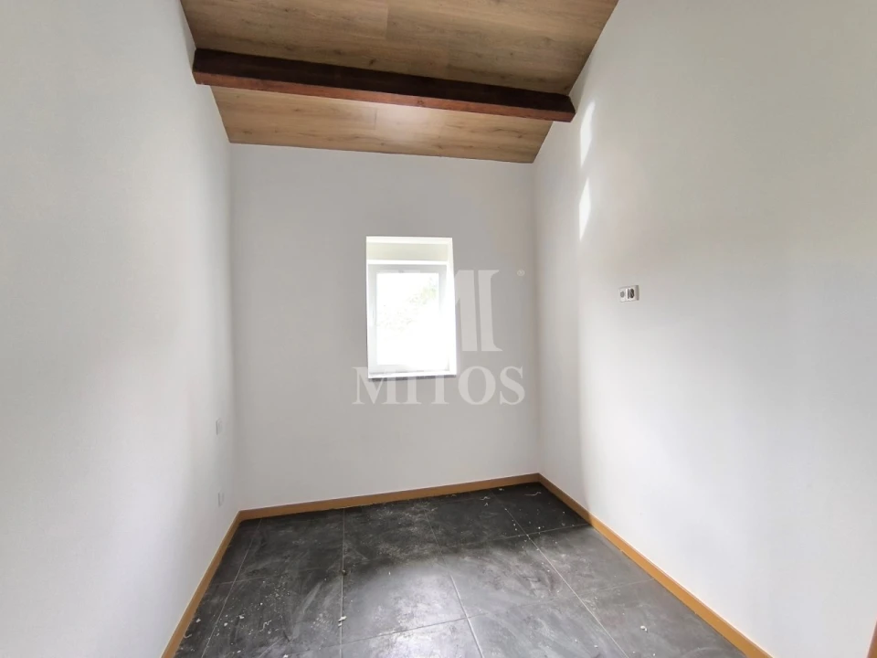 Moradia T2 para Venda em Vila de Punhe Foto 5