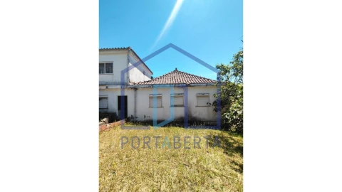 Moradia T4 para Venda em Vidago, Arcossó, Selhariz, Vilarinho Paranheiras