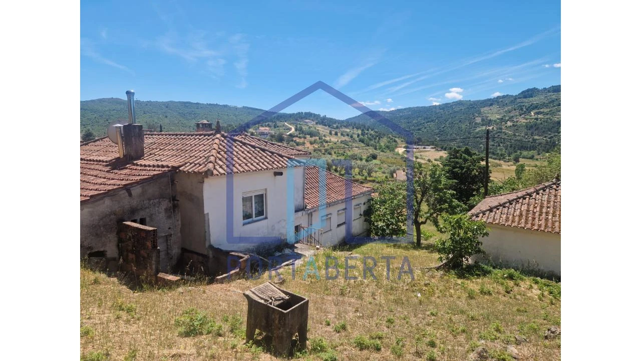 Moradia T4 para Venda em Vidago, Arcossó, Selhariz, Vilarinho Paranheiras Foto 1