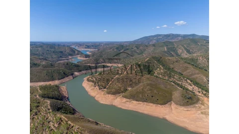 Terreno para Venda em Alferce