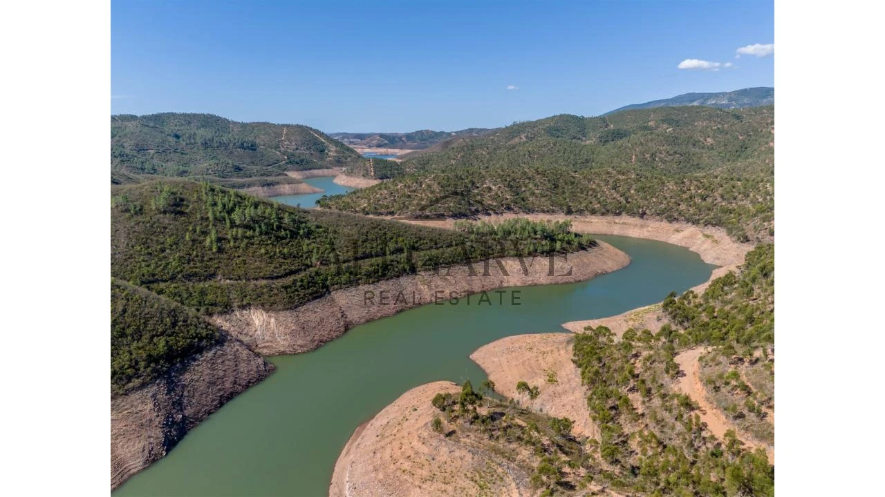 Terreno para Venda em Alferce Foto 2