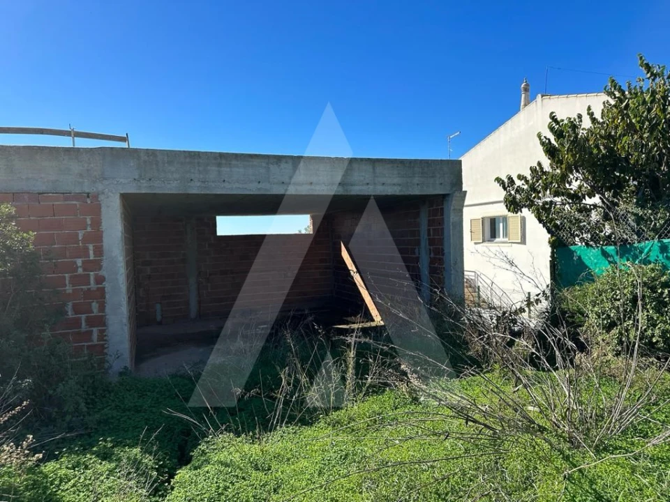 Moradia T4 para Venda em Pechão Foto 36