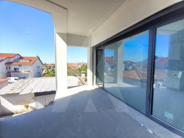 Apartamento T1 para Venda em Aradas